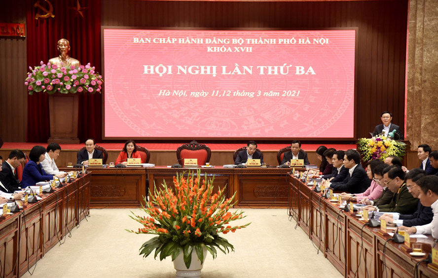 Tập trung lãnh đạo, chỉ đạo triển khai hiệu quả 10 chương trình công tác lớn